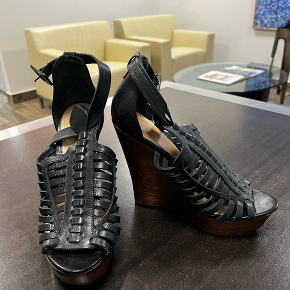 NWOT SCHUTZ Brown Leather Wedge Sandals Sz 7 - Picture 2 of 8